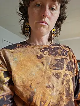 Snapshot of mossy_kiss chatting on 20, 11, 2025 mossy kiss online show from 20, 11, 2025