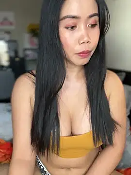 Snapshot of JazzieXo chatting on 19, 12, 2024 JazzieXo online show from 19, 12, 2024