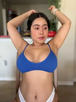 Snapshot of JazzieXo chatting on 27, 2, 2025 JazzieXo online show from 27, 2, 2025