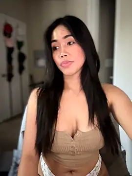 Snapshot of JazzieXo chatting on 16, 10, 2025 JazzieXo online show from 16, 10, 2025