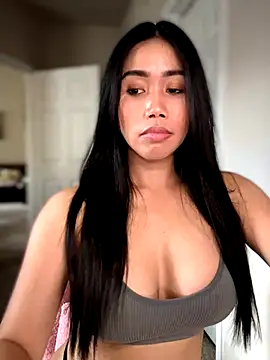 Snapshot of JazzieXo chatting on 19, 11, 2025 JazzieXo online show from 19, 11, 2025