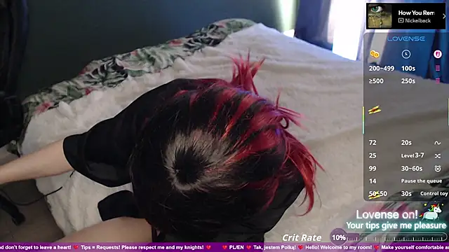 strawberry muffin online show from 8, 4, 2026