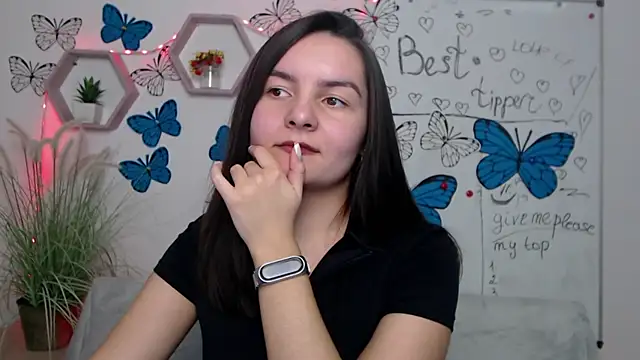 JasmineAsha online show from 13, 3, 2025