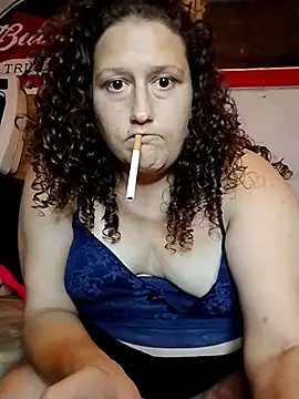 Snapshot of MissMagicMushroom chatting on 24, 9, 2025 MissMagicMushroom online show from 24, 9, 2025