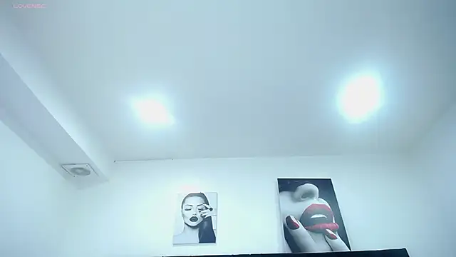 valentina fox01 online show from 3, 2, 2026