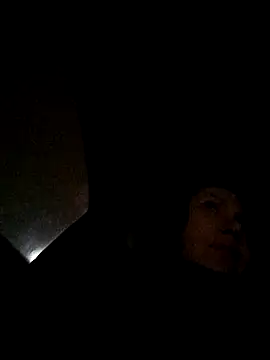 Snapshot of ROXOLANAA_SEXY chatting on 7, 2, 2026 ROXOLANAA SEXY online show from 7, 2, 2026