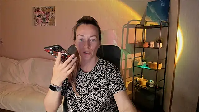 Snapshot of RebeccaMartinez chatting on 14, 9, 2025 RebeccaMartinez online show from 14, 9, 2025