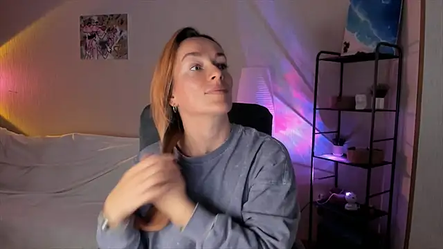 Snapshot of RebeccaMartinez chatting on 25, 10, 2025 RebeccaMartinez online show from 25, 10, 2025