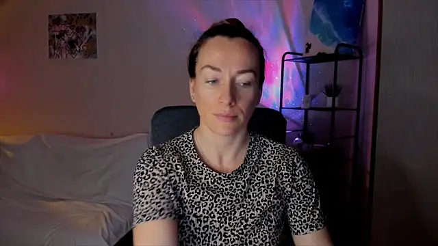 Snapshot of RebeccaMartinez chatting on 1, 12, 2025 RebeccaMartinez online show from 1, 12, 2025