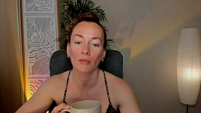 Snapshot of RebeccaMartinez chatting on 16, 5, 2026 RebeccaMartinez online show from 16, 5, 2026