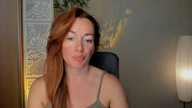 Snapshot of RebeccaMartinez chatting on 19, 6, 2026 RebeccaMartinez online show from 19, 6, 2026