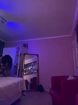 sophiahot thick online show from 19, 10, 2025