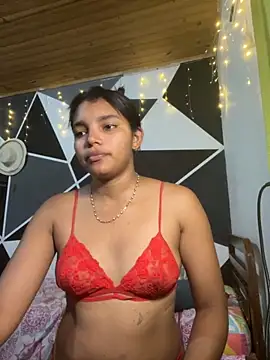 Snapshot of emilyharber chatting on 11, 9, 2025 emilyharber online show from 11, 9, 2025
