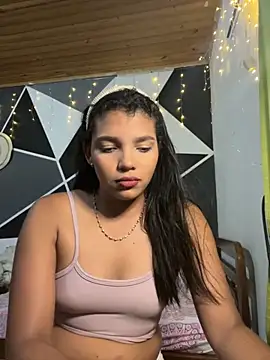 Snapshot of emilyharber chatting on 17, 9, 2025 emilyharber online show from 17, 9, 2025