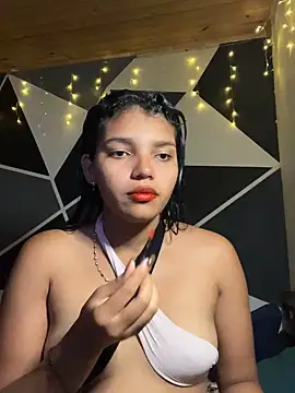 Snapshot of emilyharber chatting on 20, 9, 2025 emilyharber online show from 20, 9, 2025
