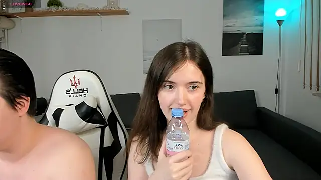 Snapshot of PollyFlame chatting on 1, 2, 2025 PollyFlame online show from 1, 2, 2025