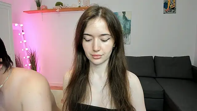 Snapshot of PollyFlame chatting on 29, 9, 2025 PollyFlame online show from 29, 9, 2025