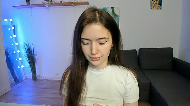 Snapshot of PollyFlame chatting on 14, 11, 2025 PollyFlame online show from 14, 11, 2025