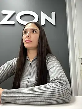 Sweet Lollypop online show from 3, 2, 2025