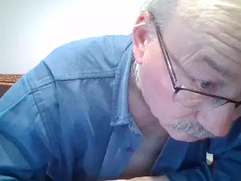 Snapshot of cumloverboyxx69 chatting on 22, 2, 2025 cumloverboyxx69 online show from 22, 2, 2025