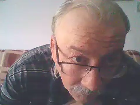 Snapshot of cumloverboyxx69 chatting on 10, 3, 2025 cumloverboyxx69 online show from 10, 3, 2025