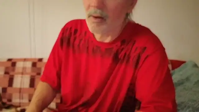 Snapshot of cumloverboyxx69 chatting on 10, 10, 2025 cumloverboyxx69 online show from 10, 10, 2025