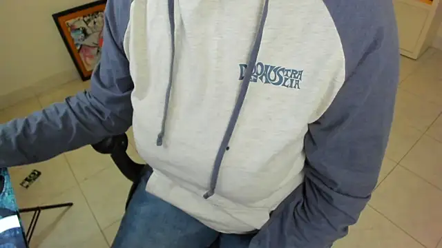 BellaFlaming online show from 9, 4, 2026