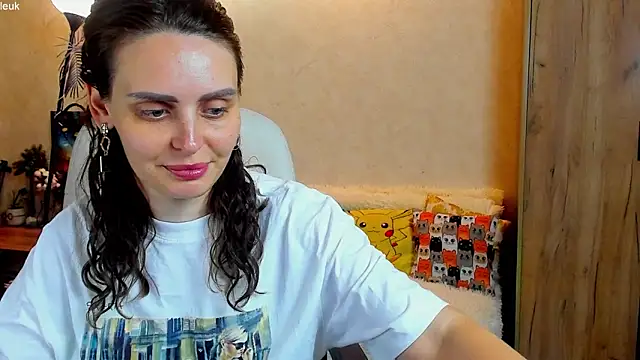 mia grantes online show from 5, 10, 2025
