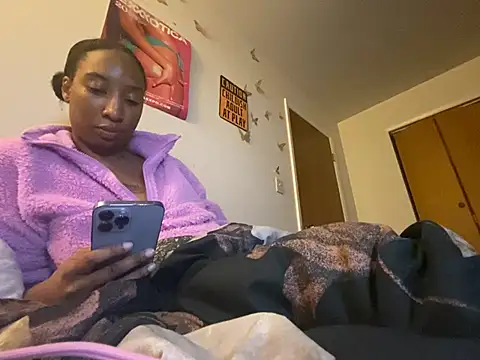 Snapshot of Iceblanca chatting on 12, 5, 2026 Iceblanca online show from 12, 5, 2026