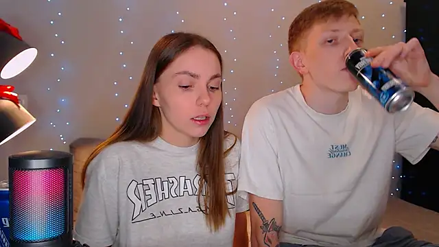 Snapshot of juliaanddima chatting on 17, 2, 2025 juliaanddima online show from 17, 2, 2025