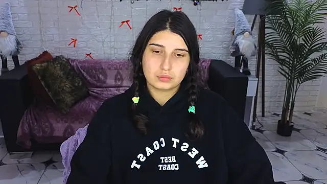 Snapshot of Linda_EX chatting on 14, 12, 2024 Linda EX online show from 14, 12, 2024