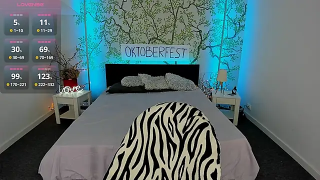 Snapshot of Linda_EX chatting on 14, 9, 2025 Linda EX online show from 14, 9, 2025