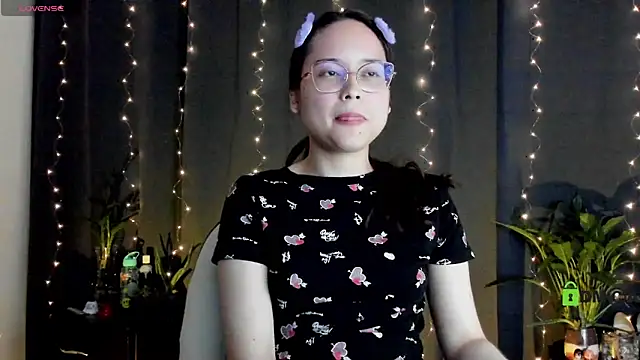 Snapshot of shantalc3rezo chatting on 14, 2, 2025 shantalc3rezo online show from 14, 2, 2025