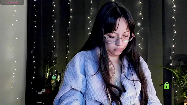 Snapshot of shantalc3rezo chatting on 16, 2, 2025 shantalc3rezo online show from 16, 2, 2025