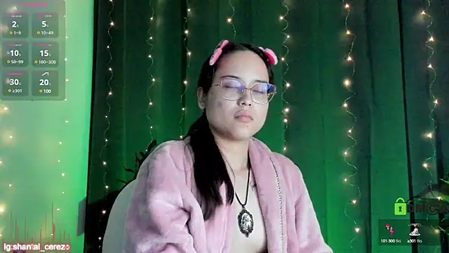 Snapshot of shantalc3rezo chatting on 24, 2, 2025 shantalc3rezo online show from 24, 2, 2025