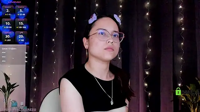 Snapshot of shantalc3rezo chatting on 15, 3, 2025 shantalc3rezo online show from 15, 3, 2025