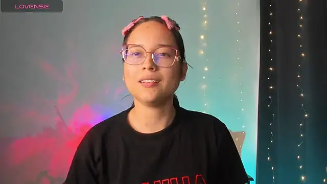 Snapshot of shantalc3rezo chatting on 30, 9, 2025 shantalc3rezo online show from 30, 9, 2025