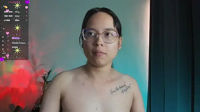 Snapshot of shantalc3rezo chatting on 9, 10, 2025 shantalc3rezo online show from 9, 10, 2025