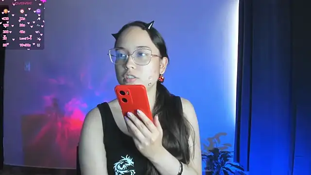 Snapshot of shantalc3rezo chatting on 14, 11, 2025 shantalc3rezo online show from 14, 11, 2025