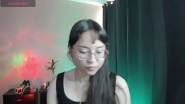 Snapshot of shantalc3rezo chatting on 8, 1, 2026 shantalc3rezo online show from 8, 1, 2026