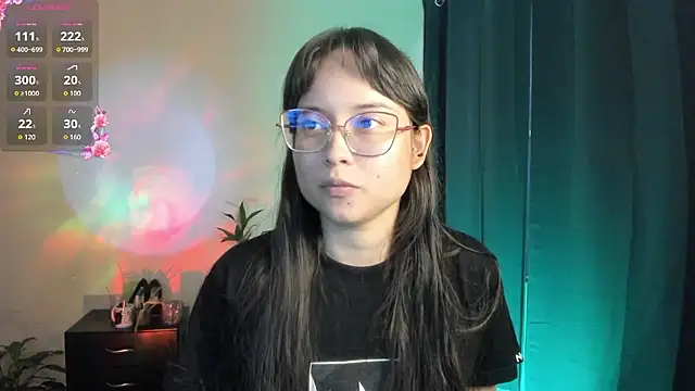 Snapshot of shantalc3rezo chatting on 14, 1, 2026 shantalc3rezo online show from 14, 1, 2026