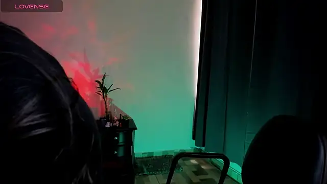 Snapshot of shantalc3rezo chatting on 2, 2, 2026 shantalc3rezo online show from 2, 2, 2026