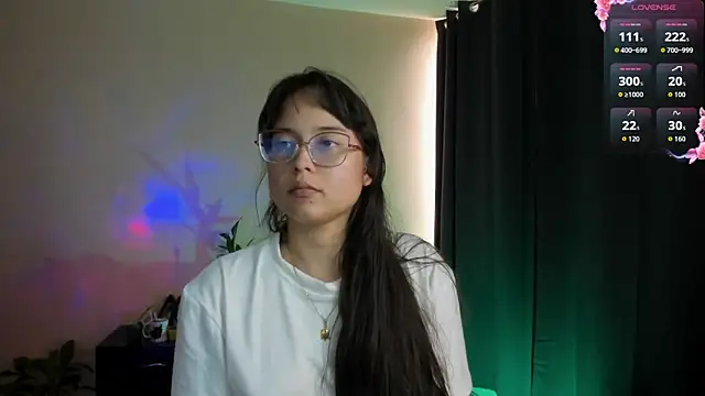 Snapshot of shantalc3rezo chatting on 8, 2, 2026 shantalc3rezo online show from 8, 2, 2026