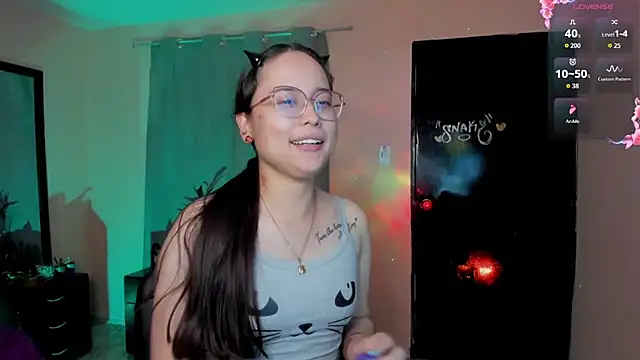 Snapshot of shantalc3rezo chatting on 13, 2, 2026 shantalc3rezo online show from 13, 2, 2026