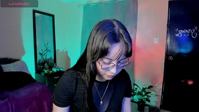 Snapshot of shantalc3rezo chatting on 20, 2, 2026 shantalc3rezo online show from 20, 2, 2026