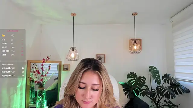 Snapshot of dina_ride chatting on 17, 3, 2025 dina ride online show from 17, 3, 2025