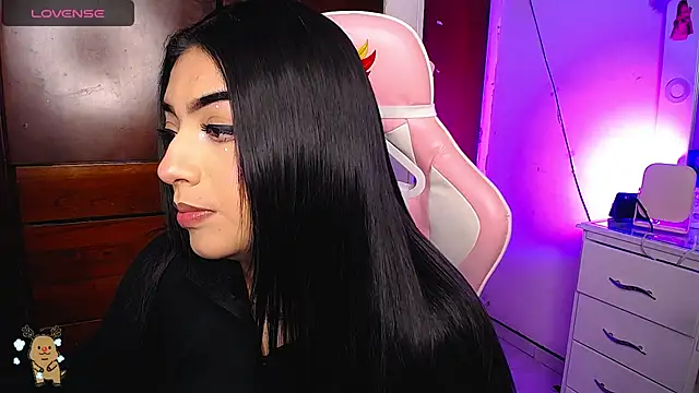 eva six online show from 17, 1, 2025