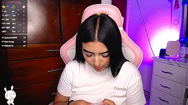 eva six online show from 25, 1, 2025