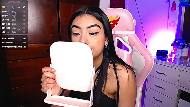 eva six online show from 28, 2, 2025