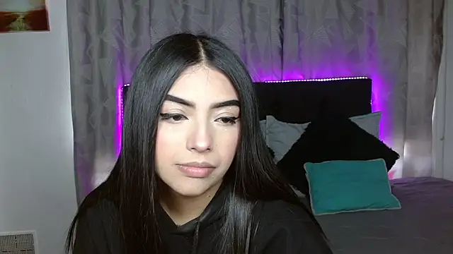 eva six online show from 5, 10, 2025